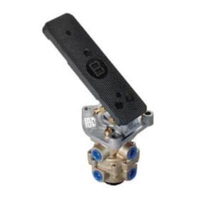 FOOT VALVE - SUIT ISUZU (WITH TREADLE)